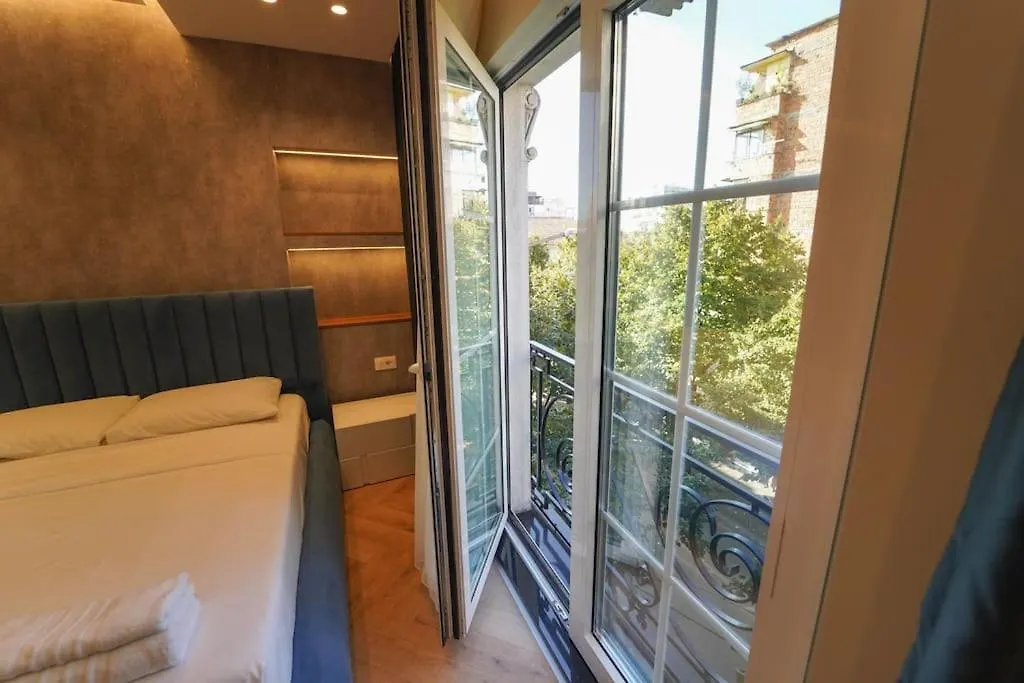Apartment 2 Steps From City Center Apt 3 4 Tirana